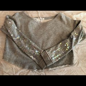 Crop sweatshirt